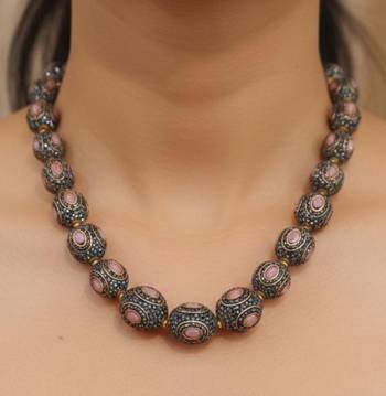 Pink pearl necklaces 2