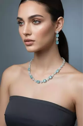 Blue stone necklace with earring