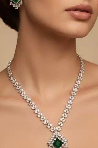 Silver plated necklace with earring