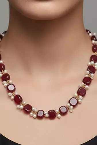 Maroon stone necklaces