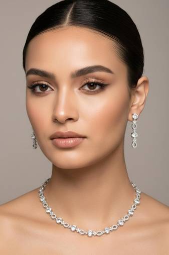 Silver plated necklace with earring