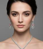 Pink pearl necklace with earring