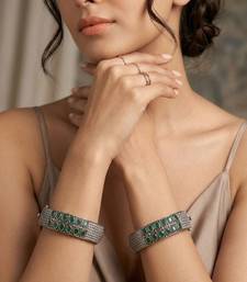 Green gold plated bangle