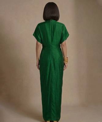 Green embroidered raw silk kaftan 3