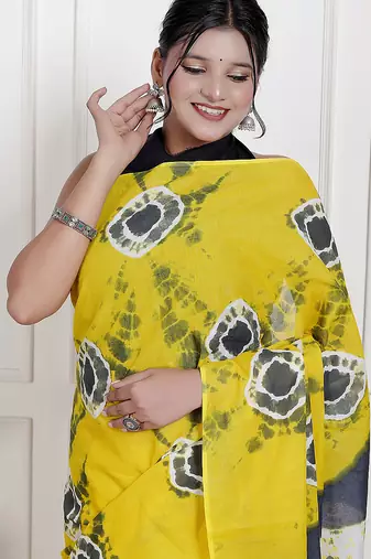 Bandhej printed  cotton ethnic saree for woman