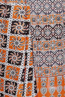Floral printed cotton ethnic saree for woman 4