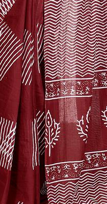 Floral printed cotton ethnic saree for woman 4