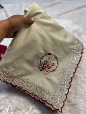 Off White Color jari thred work sillk Saree 3