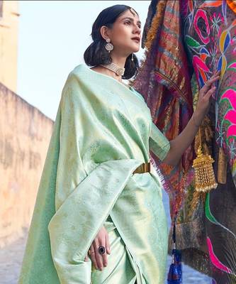 Pista green silk blend banarasi saree with unstitched blouse piece 3