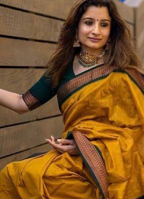 Yellow green silk blend banarasi saree with unstitched blouse piece 4