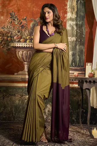Olive mal cotton contrast pallu fancy tassels saree