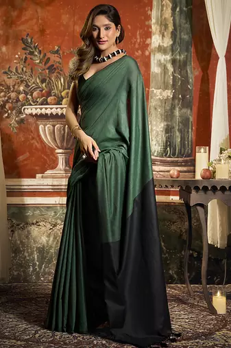Green mal cotton contrast pallu fancy tassels saree