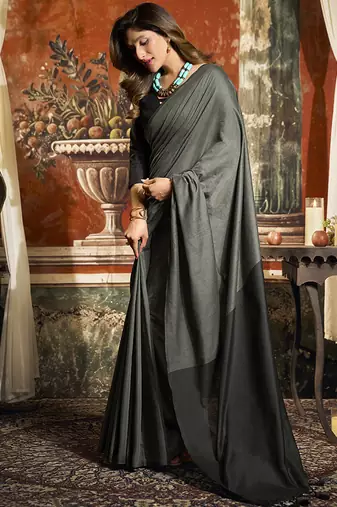 Grey mal cotton contrast pallu fancy tassels saree