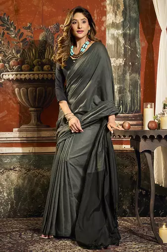 Grey mal cotton contrast pallu fancy tassels saree