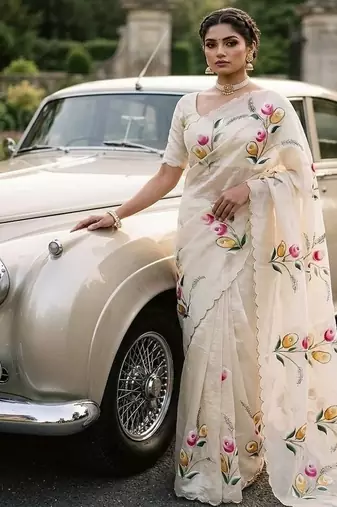 Off White  Color  elegant flower handprint & brush print Work Silk Saree