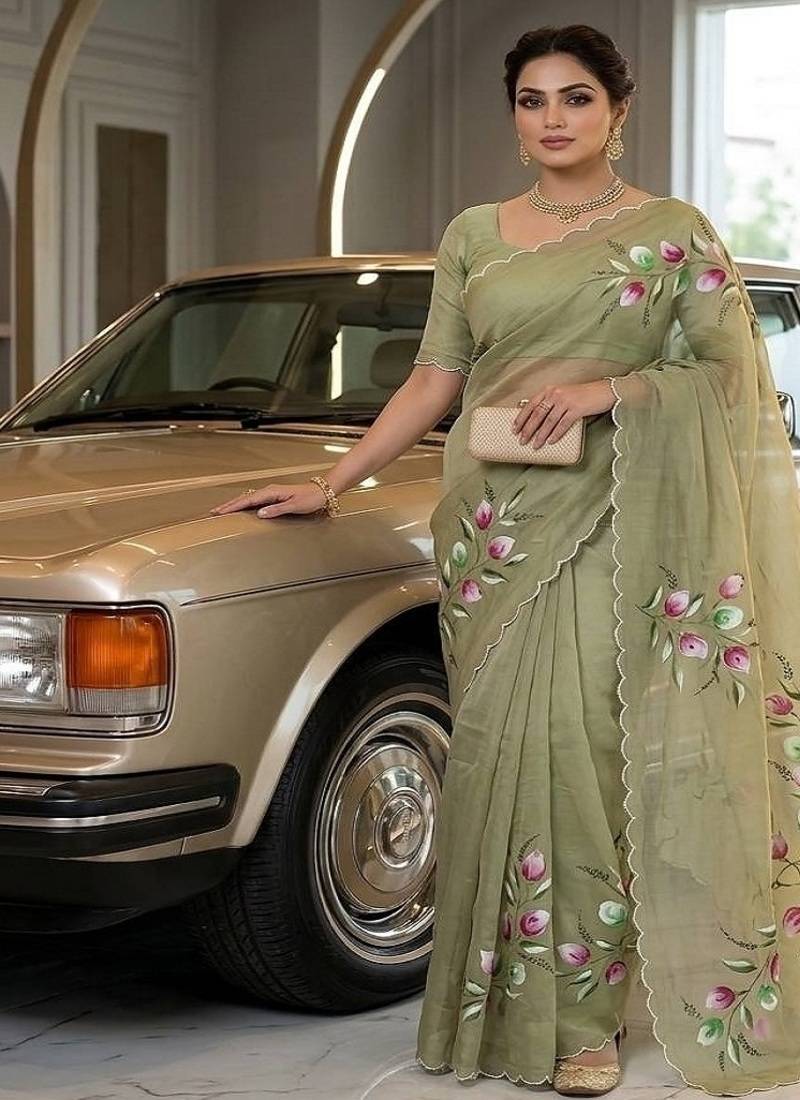 Olive  Color  elegant flower handprint & brush print Work Silk Saree