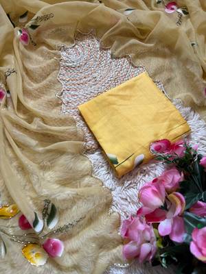Light Yellow  Color  elegant flower handprint & brush print Work Silk Saree 3