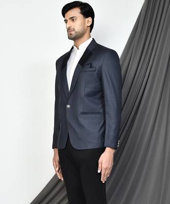 D grey colour men's coat 1