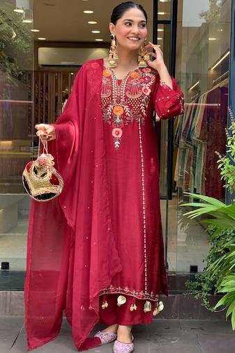 Maroon p.v chanderi heavy thread embroidery work kurta pant set