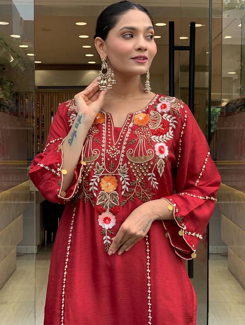 Maroon p.v chanderi heavy thread embroidery work kurta pant set