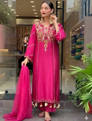 Rani pink p.v chanderi heavy thread embroidery work kurta pant set 3