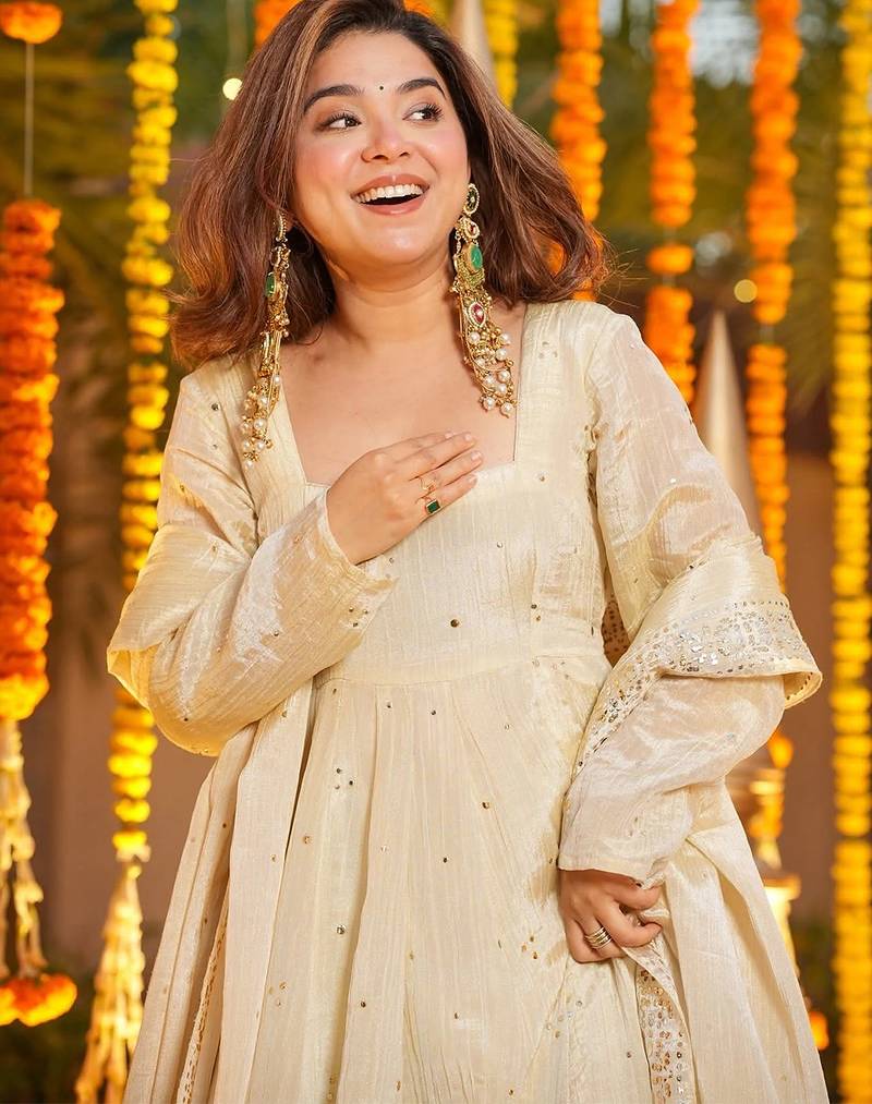 Cream chinon heavy thread embroidery work kurta with palazzo set