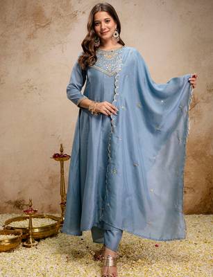 Sky blue vichitra silk heavy thread embroidery work kurta pant set 1