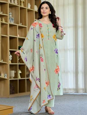 Pista chanderi butti printed kurta pant set 1