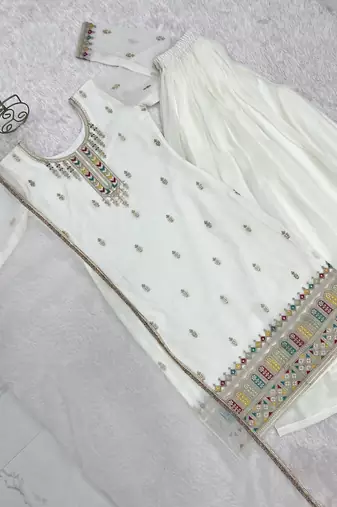 Elegant off-white embroidered ethnic suit set for women