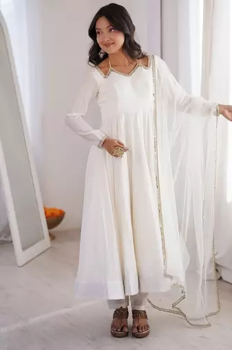 Women offwhite ethnic anarkali kurta set for festive & wedding wear