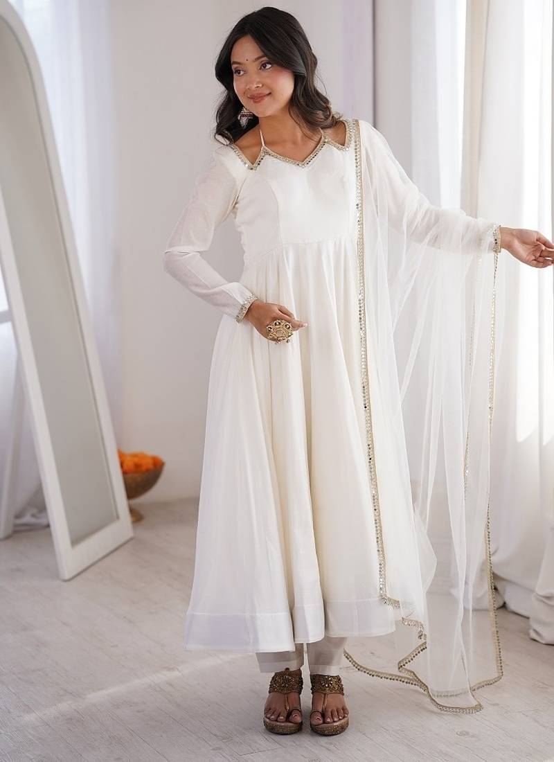 Women offwhite ethnic anarkali kurta set for festive & wedding wear