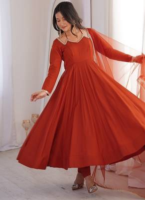 Women rust ethnic anarkali kurta set for festive & wedding wear 3