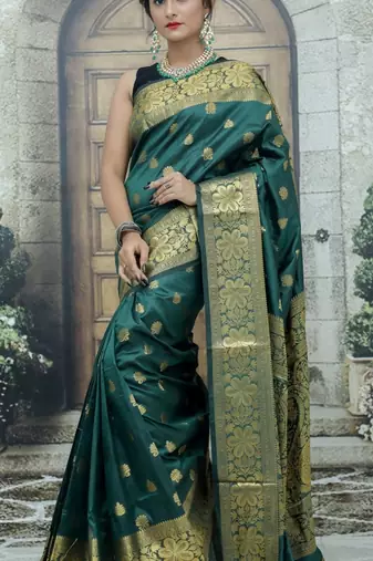 Green silk blend banarasi saree with unstitched blouse piece