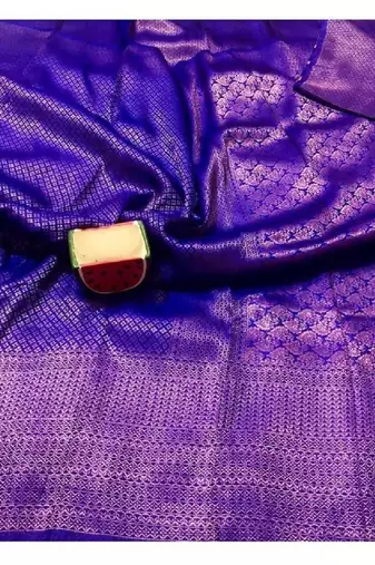 Ghreen silk blend banarasi saree with unstitched blouse piece