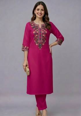 Pink embroidered rayon kurta set 1