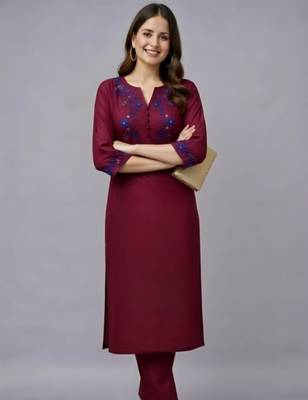 Maroon embroidered rayon kurta set 2