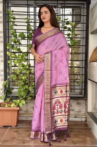Pink cotton bandhej jacquard thread weaving saree with contrast blouse piece