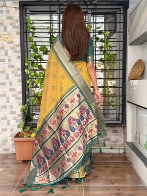 Mustard cotton bandhej jacquard thread weaving saree with contrast blouse piece 2
