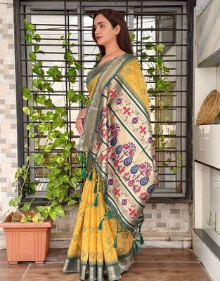 Mustard cotton bandhej jacquard thread weaving saree with contrast blouse piece 3