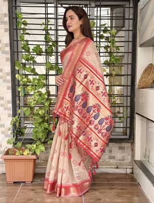 Off white cotton bandhej jacquard thread weaving saree with contrast blouse piece 3