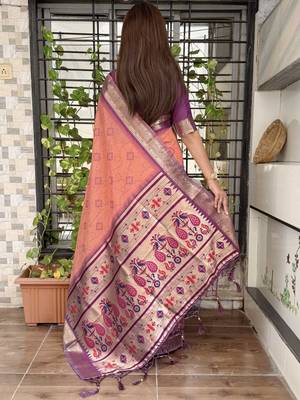 Peach cotton bandhej jacquard thread weaving saree with contrast blouse piece 2