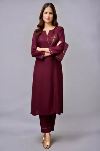 Maroon embroidered rayon kurta set