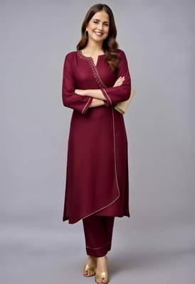 Maroon embroidered rayon kurta set 2