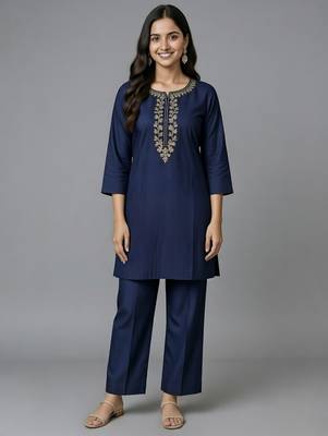 Navy embroidered rayon kurta set 2