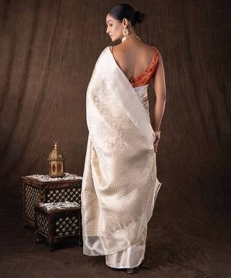 ivory handloom silk saree with subtle woven texture 5