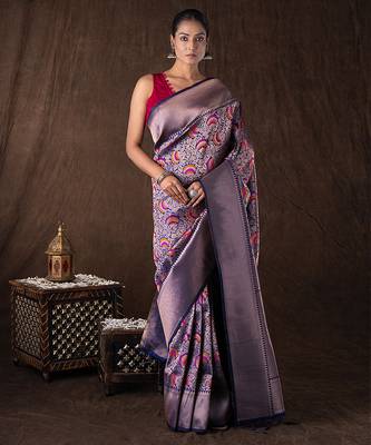 navy blue handloom kanchipuram silk saree with motifs 4