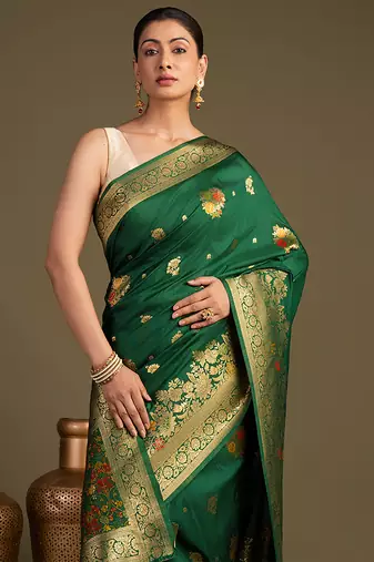 green handloom pure silk saree with rich zari border