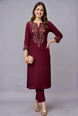 Maroon embroidered rayon kurta set 3