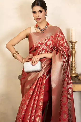 red handloom pure silk saree with elegant zari work