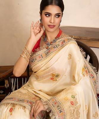 cream handloom banarasi silk saree with floral zari work 4